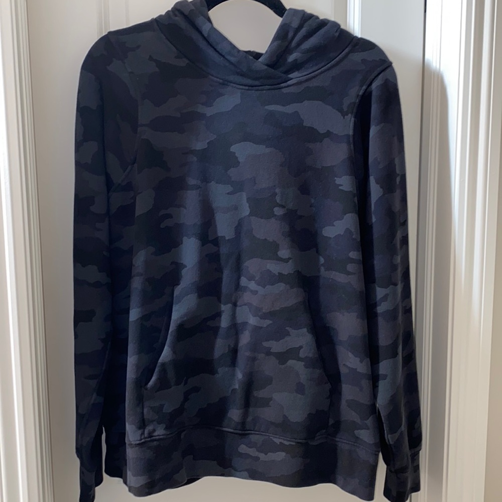 Lululemon Loungeful Hoodie size 16